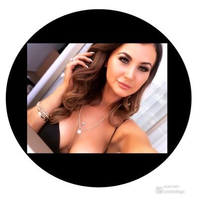 Kay_Crimmins's profile picture. 🖤