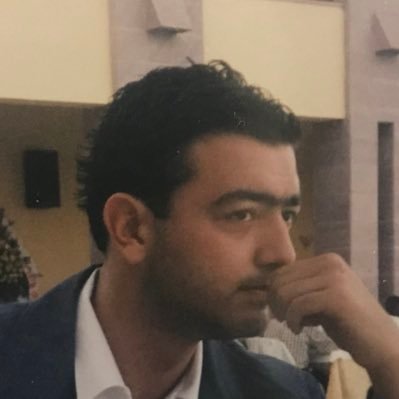 İstanbul Hukuk Mezunu, Denizli'de Başaran Hukuk Bürosu'nda serbest avukatım. Resmî arabulucu olarak da görev yapmaktayım.