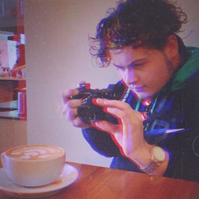 • Florida artist with a focus on: Videography, Photography, and music production.🐊🏴‍☠️ • Watch “1st Full 🌕 of the Month” MV on YouTube