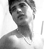 boleiro , vascaíno e baladeiro . Sou Bruno , prazer ;) Segue aê