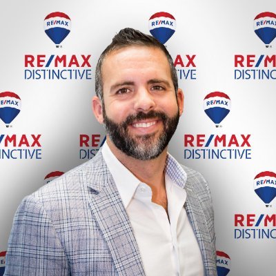 Choose to 'Live Distinctive.' RE/MAX Distinctive prides itself on over 40 years of success in the VA, D.C, MD, PA & WV markets.