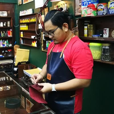 Leathercraft man by day || Keluang man by night || fb page wauleathercraft || https://t.co/4iUAof87O1