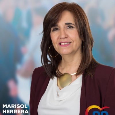 De San Clemente, orgullosa de mi pueblo, educadora social , mediadora familiar y pedagoga terapeútica, con vocación de sevicio.