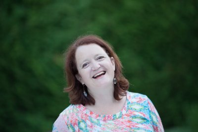 I'm a former physician who enjoyed patients's stories more than their symptoms. Now I'm a health journalist