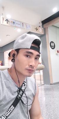 MyoWin18517558's profile picture. 