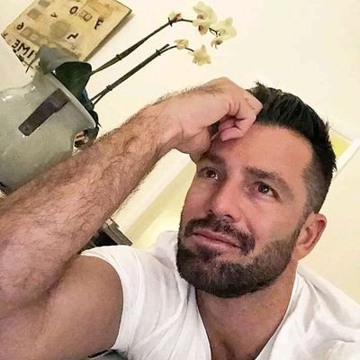 un homme simple sincère sérieux humble comblée ♥️♥️