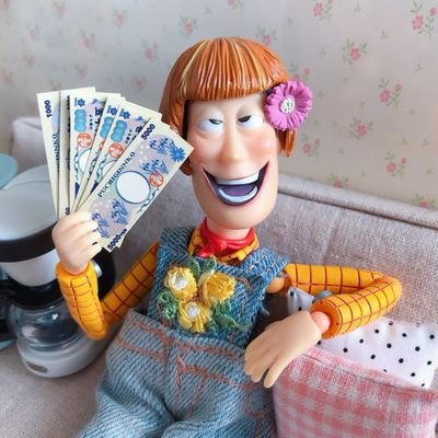 hangipazartesi's profile picture. Her ne soruyorsanız cevabı:Ben süperim.Bileşik Faiz, Çilekli Puding, Buzlukta Unutulmuş Kola.Kardeşim kafama mayonez sıktı