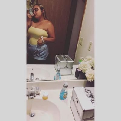 xothaliajeanxo's profile picture. I’m pretty boring 😇