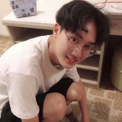 QcTOq5SflcY1uW2's profile picture. 只要玩，都行