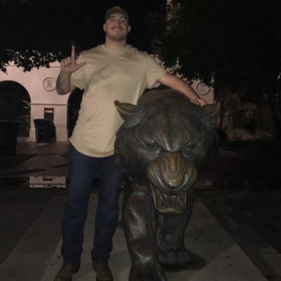 30 Spokane | I love the LSU tigers 🐯