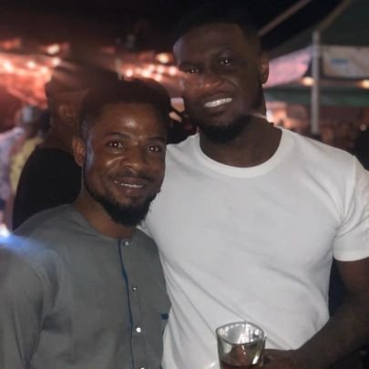 manpoks's profile picture. 