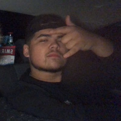 AaronMeiko's profile picture. Make sure to follow me🤙🏽 Student Barber @ Academy of Hair Design! 💈