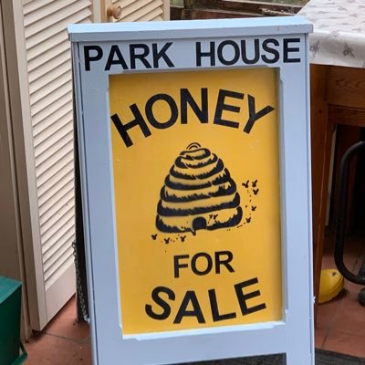 Providing proper North Yorkshire honey. Enthusiastic about bees, bee-craft and teaching beekeeping. Qualified Beekeeper and Member of Richmond & District BKA.