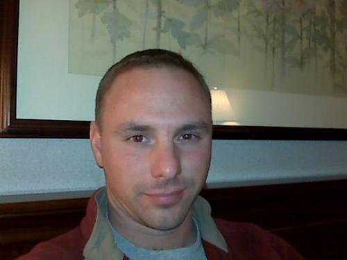 dutchgrove's profile picture. loves the news, politics and my wife.