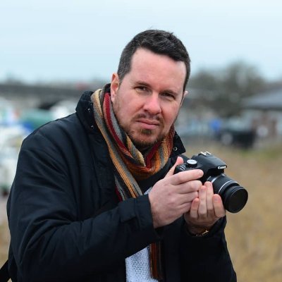 leonquinn's profile picture. Musician, Songwriter, Singer & Photographer from Dublin, working as a freelance Digital Designer and Photoshop expert in Leitrim.