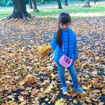 Lena19705508's profile picture. 