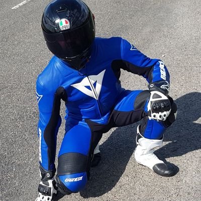 Irish Leather Rubber Bondage Bluf Langlitz Wescos Dainese Bikers Sports Kit Lycra the list goes on......