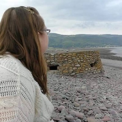 dyiblogpod's profile picture. Messes about on the internet, reads books, drinks tea and daydreams often. Wishes she was a writer. Loves all things planning and stationery related.