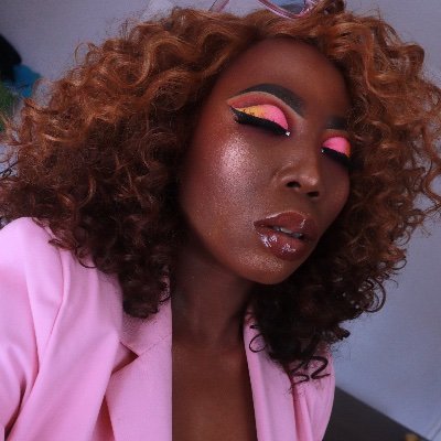 Self Taught Glam Queen 👸👸👸 follow me here https://t.co/NFkC5O2WM7