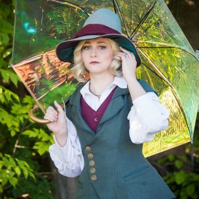 sierraboake's profile picture. (she/her)