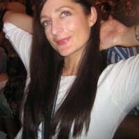 Amanda Dewey - @Lola_V Twitter Profile Photo