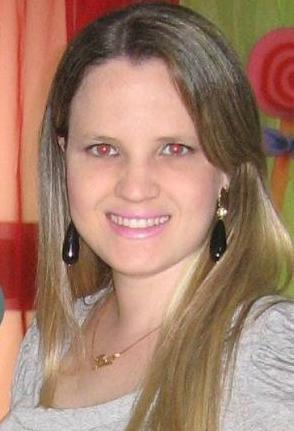 Uma mãe super dedicada e de primeira viagem que a cada dia aprende mais o que é ter um amor tão incondicional.