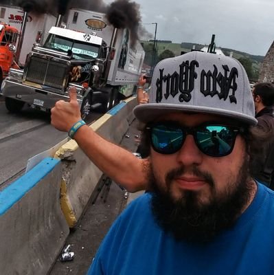 travismelanson's profile picture. funny mother fucker right here