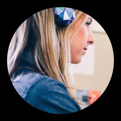 mama x2 | ux director | retired swimmer | aspiring interior designer | co-gardener