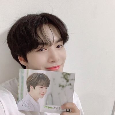 연검정화와 리트윗을 위해 쓰고있어요.
타임라인이 많이 밀리니까 부계로 팔로해주시면 좋을 거 같아요. 뉴이스트 최고💕 벳벳 최고💕
