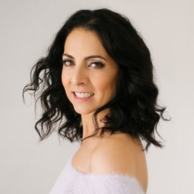 ecicinelli's profile picture. Personal Branding and Portrait Photographer. Hair and Makeup Artist. Vanity Fair Style Portraits. https://t.co/K9qGgHuXYN