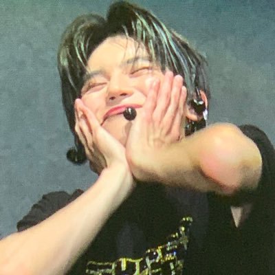 9fricloud_'s profile picture. FEAR ONLY GOD HATE ONLY SINS🖖🏻:-) 🐻🌹👧🏻🌻🍑💘💙🍀🖐🏼