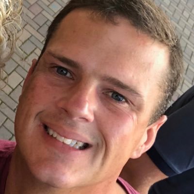 bhooks24's profile picture. 