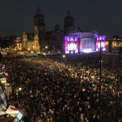 Por un Movimiento tambien horizontal y no solo de la clase política. Confiar en la gente para hacer viable la 4ªT. Sólo el Pueblo Salva al Pueblo. #MORENA