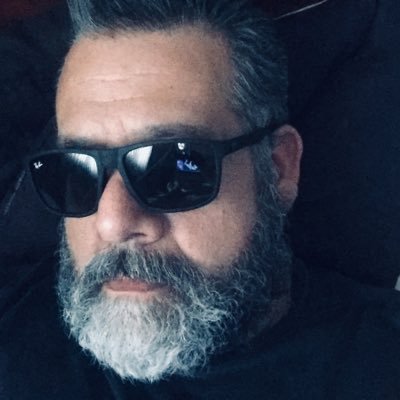 ElPitilu's profile picture. 