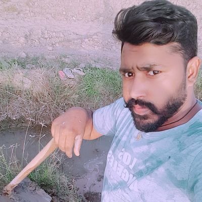 🇮🇳 भारत जैसा देश नहीं 🇮🇳
🚩 हिन्दू जैसा धर्म नहीं🚩
💪 Feeling proud be indian army 💪
💯 % follow back 😍 राजshthaaनी