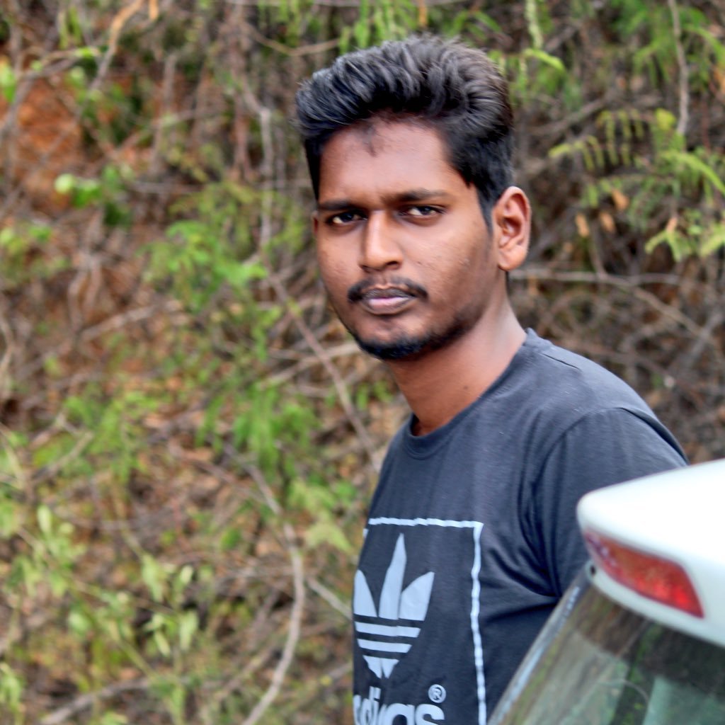 vinith87547's profile picture. 