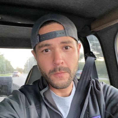 ihateoupd's profile picture. 