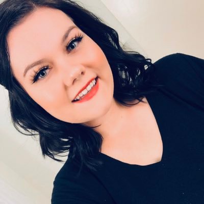 nicholelovesswi's profile picture. tbh i only use twitter to lurk 🙊