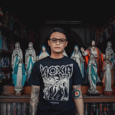 digital artist | illustrator | buruh foto ☠️