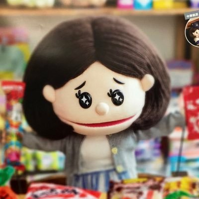 大阪引越しました‼️月曜日23時すぎ~『洋酒処 浜』にいます。月曜日のユリ復活です。昼間はヘアメ屋さん。とにかく明るいメンヘラ🔪✨KIDSよりのバンギャしてます。