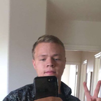 Daniel03668762's profile picture. 