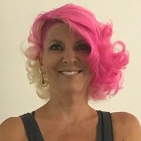 Karen Thomas - @bookmarkkt Twitter Profile Photo