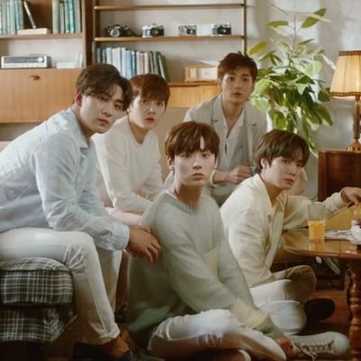 flynew2s's profile picture. 5인지지. 최애는 회전문.평화로운 덕질 하고 싶어요.

뉴이스트 과몰입 중. 라이트한 덕질이 애초에 불가능한 인간