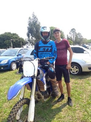 Encarnación. Py
Piloto de Motocross y Rally