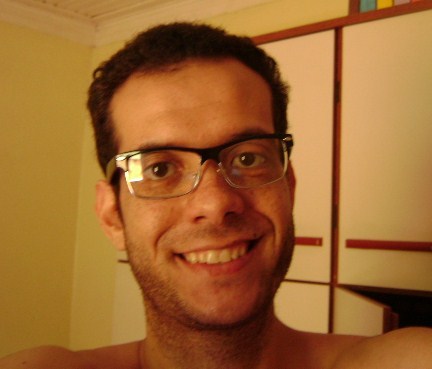 Sou engenheiro, gosto muito de filmes, seriados, música e livros.