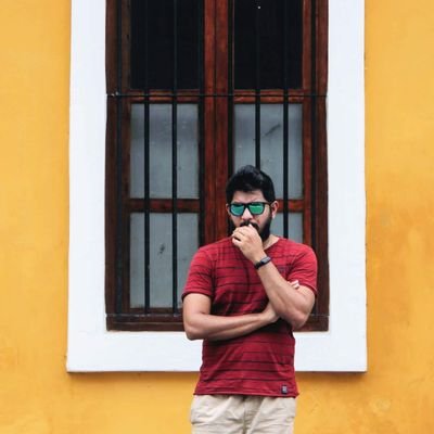 Creative Technologist | VFX | VR | Visual Storyteller, VFX Supervisor for Le Musk - A cinematic sensory experience