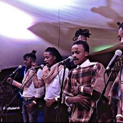 Four brothers From the Eastern Cape doing music//Afro pop and Afro Soul  
*For bookings 061 1719 620/0640365432 
*like our Facebook page Uncuthu the firm-Africa