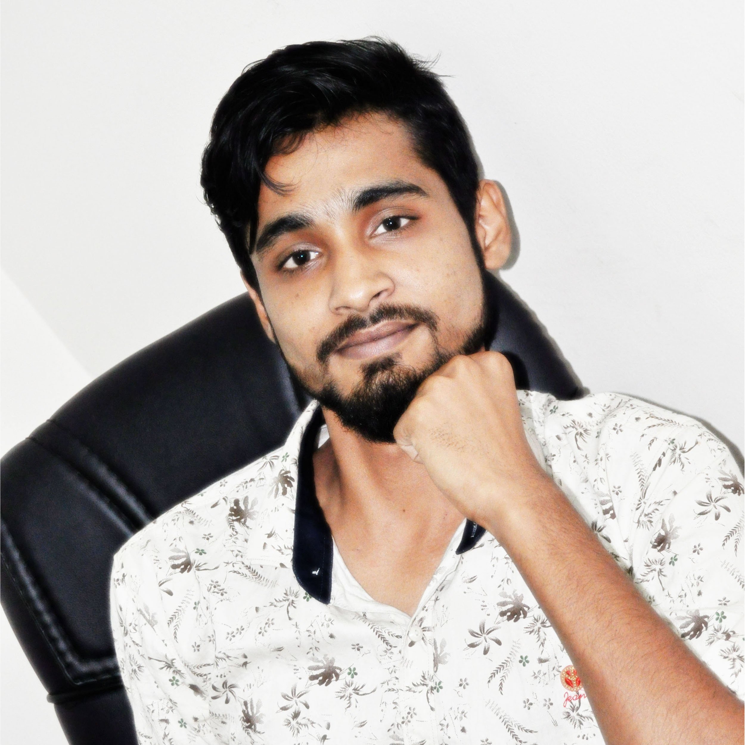 I am a Professional Graphic Designer, I am doing Tshirt Logo Design and Photo Editor. I have 4 Years Experience In This Field.
