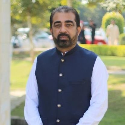 TV Journalist works in @humnewspakistan 
Focus on Defence and Foreign Affairs, Chevening SAJP fellow, IVLP fellow, Worked in Daily Jang, ARYNews, Sama TV