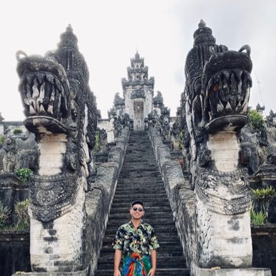 Sovietwarrr's profile picture. The wheels on the bike go round and round